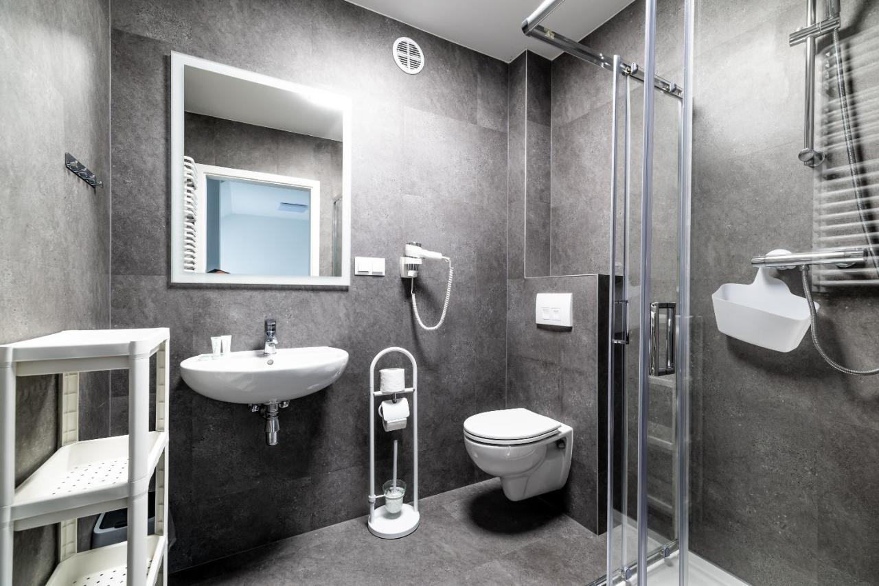 Expo Hostel Kielce Extérieur photo